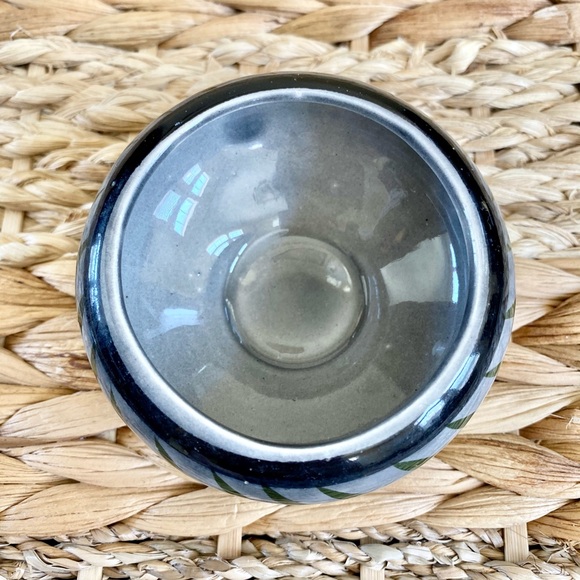 Tonala Mexico Vintage Pottery Trinket Box, Hand-painted - Picture 8 of 10